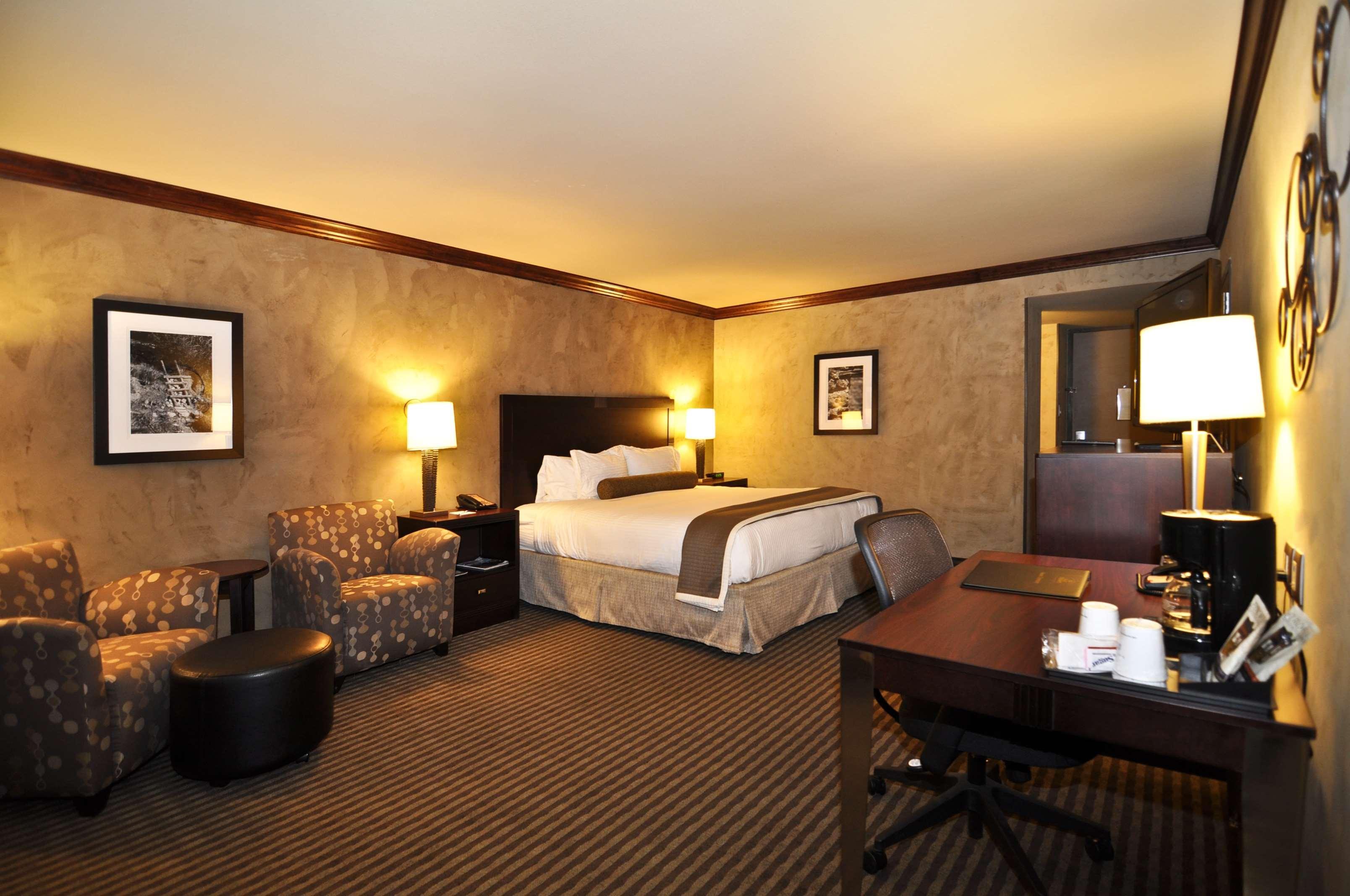 Best Western Plus Raton Hotel Exterior foto