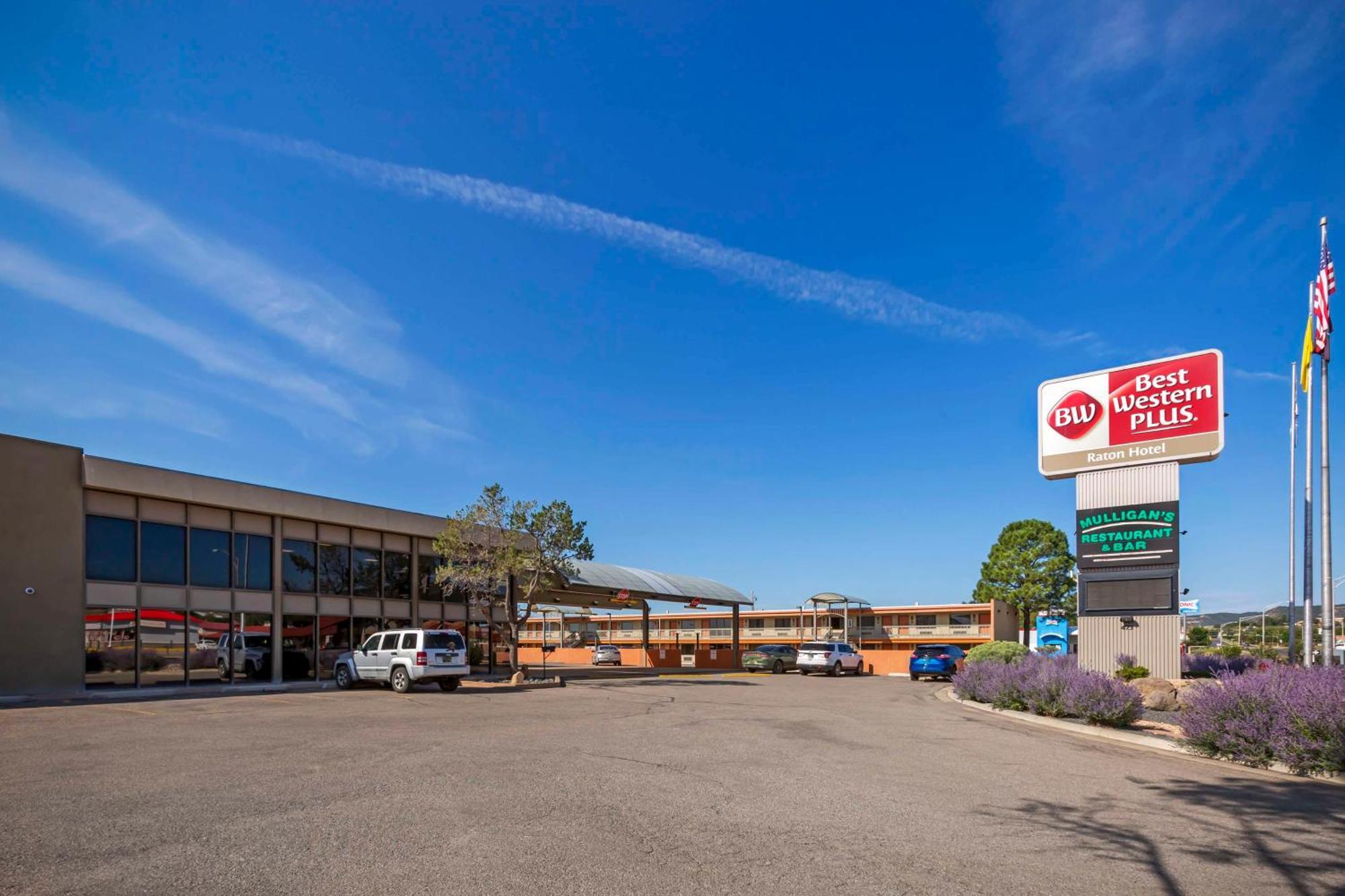 Best Western Plus Raton Hotel Exterior foto
